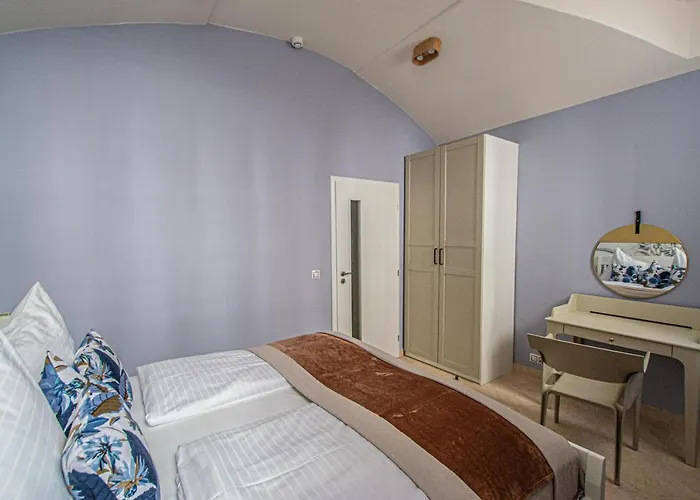 Modern And Spacious Apartments In City Center