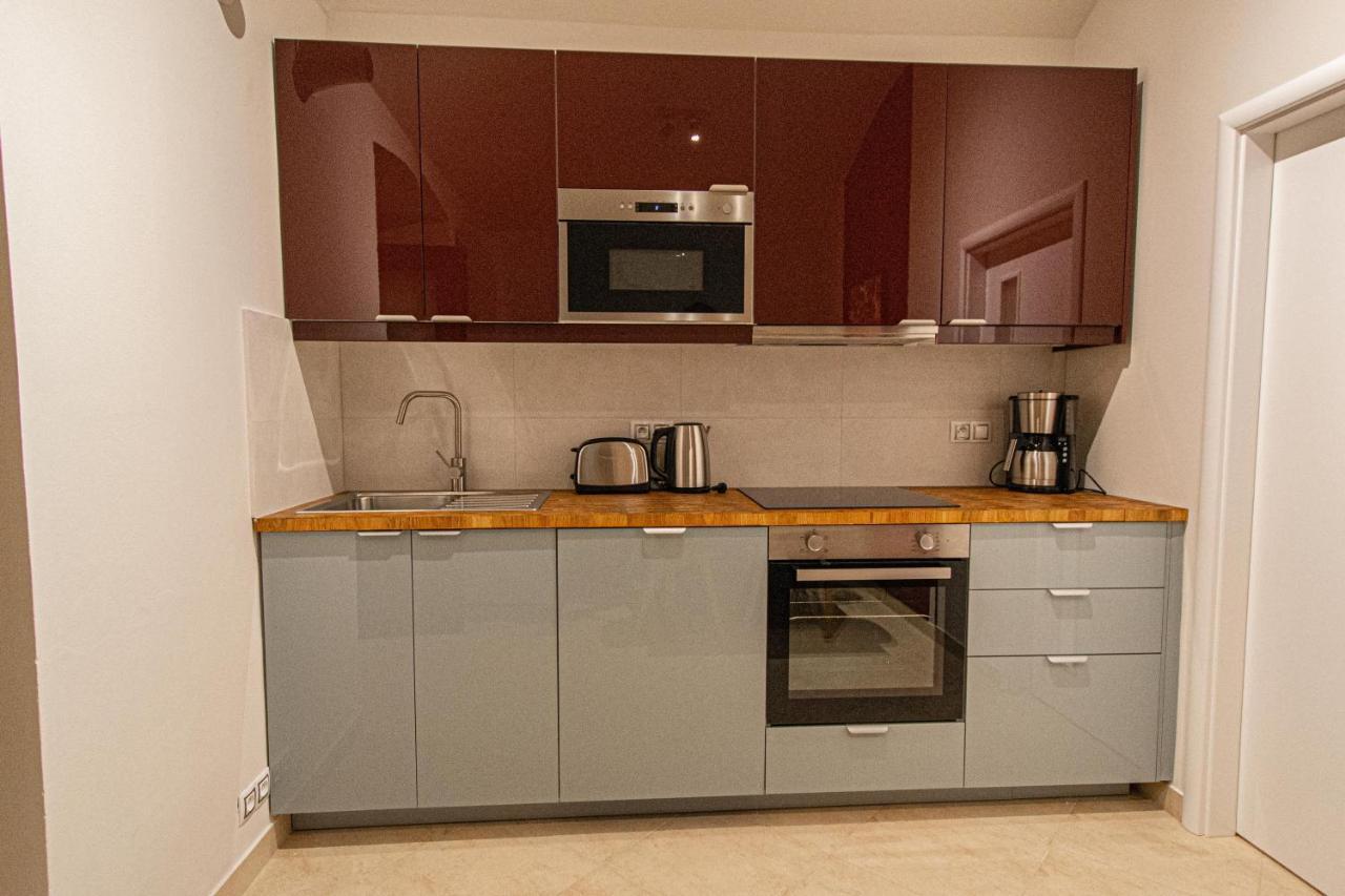 Modern And Spacious In Center Apartamento *