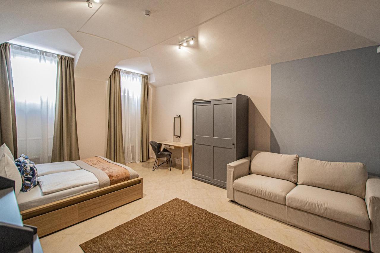 Modern And Spacious In Center Apartamento *